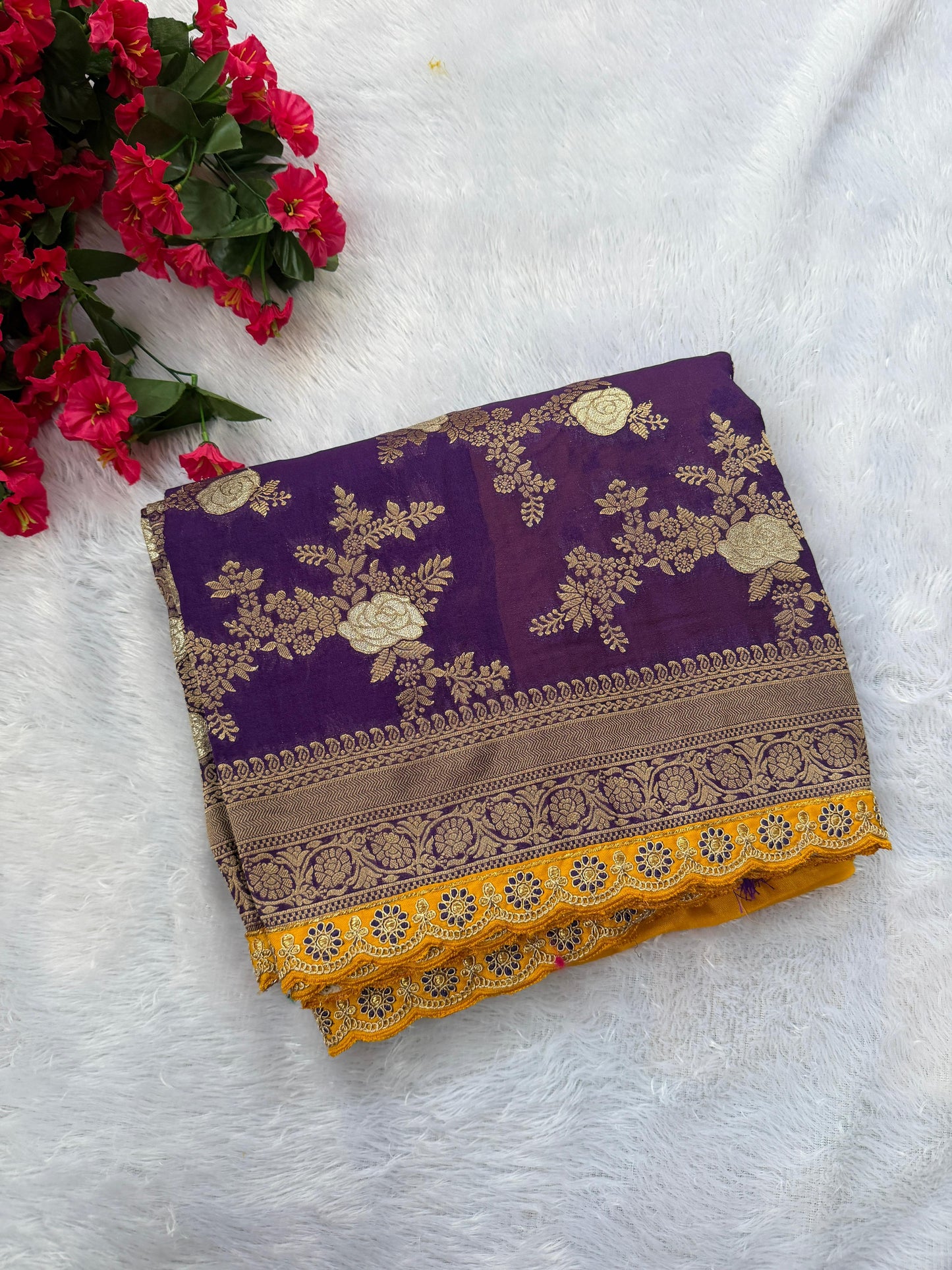 Banarasi georgette with lace border