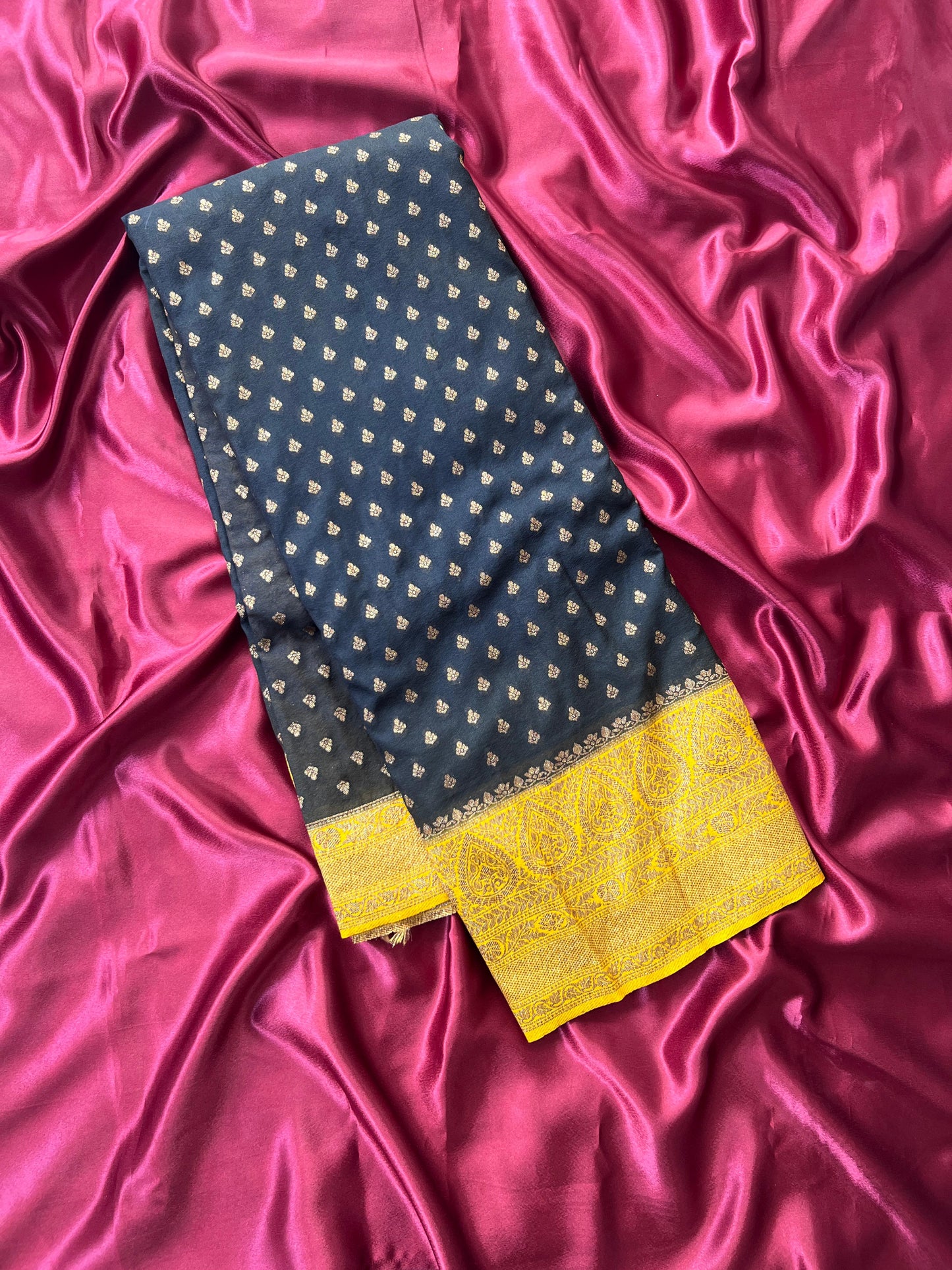 Banaras Kaddi Georgette(semi)