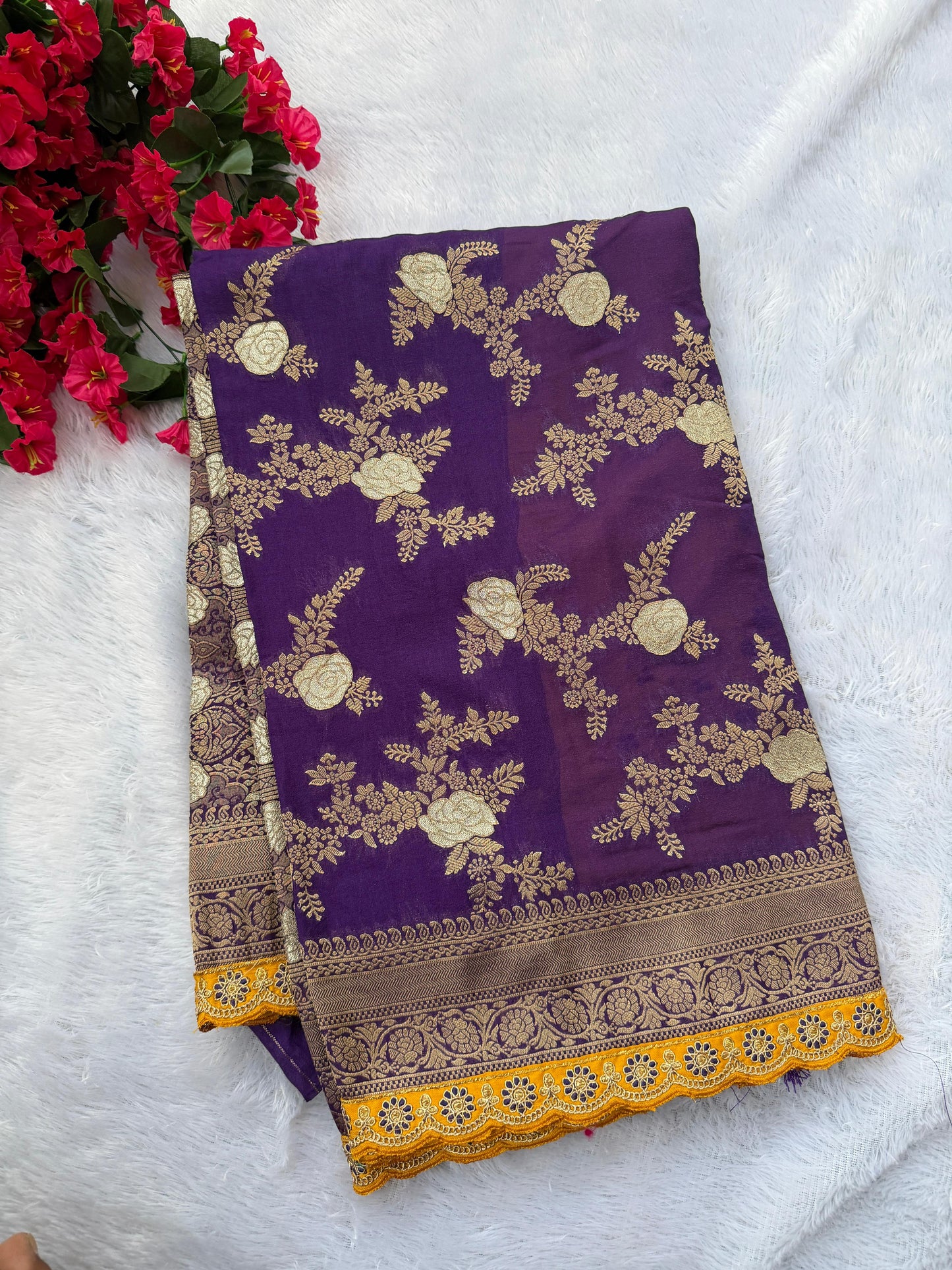 Banarasi georgette with lace border